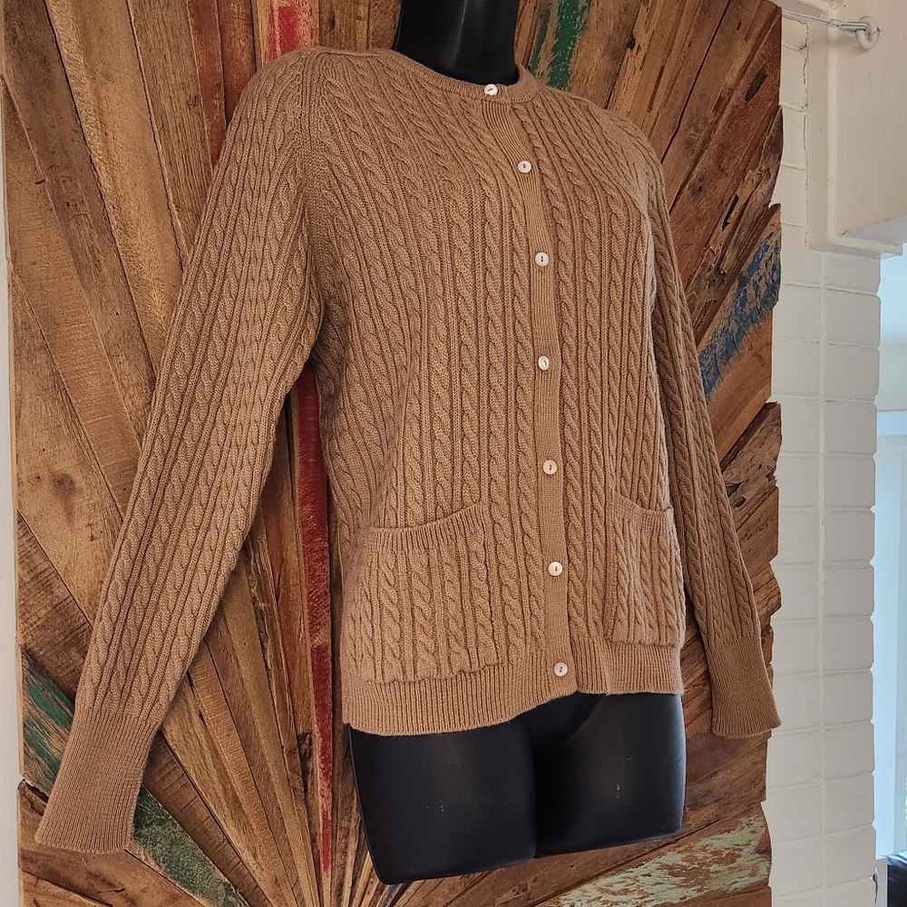 Ports International caramel/camel/beige virgin wool pockets cardigan S